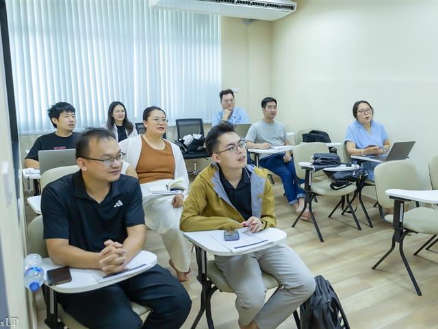 ศูนย์ภาษา คณะศิลปศาสตร์ มหาวิทยาลัยพะเยา จัดอบรมการสนทนาภาษาไทย สำหรับนิสิตต่างชาติ หลักสูตรวิศวกรรมศาสตรมหาบัณฑิต
