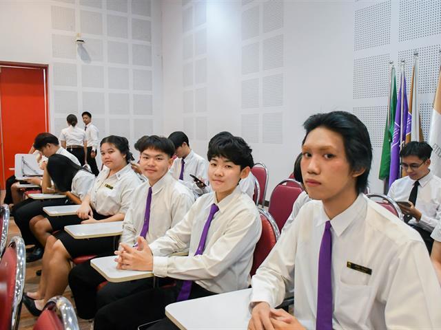 วิทยาลัยการศึกษา เข้าร่วมงานวันเกียรติยศ 2568 เชิดชูนิสิตเกียรติยศและผู้มีคุณูปการ