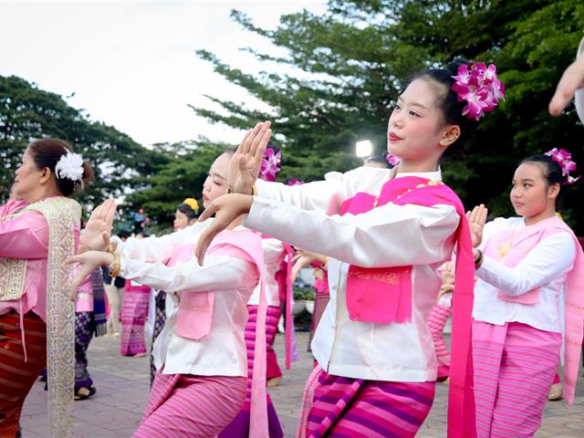 โรงเรียนสาธิตมหาวิทยาลัยพะเยา 
