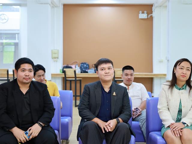 คณะสาธารณสุขศาสตร์ จัดกิจกรรมพัฒนาผู้นำนิสิต "สร้างสรรค์ คิดทันโลก สื่อสารอย่างมืออาชีพ"