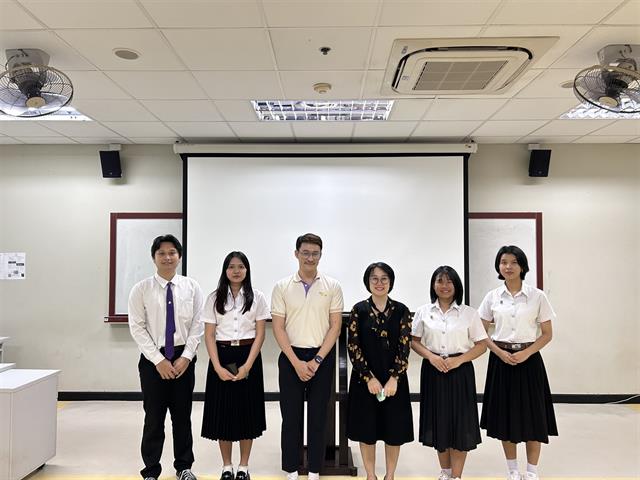 คณะศิลปศาสตร์จัดโครงการสุนทรียศิลป์แห่งภาษา ครั้งที่ 4 (LibArt’s Smart Talk)