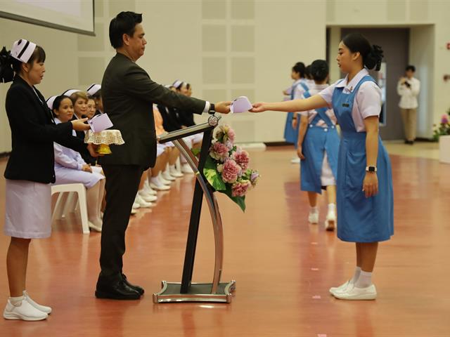 พิธีมอบหมวกและเข็มชั้นปีนิสิตสาขาพยาบาลศาสตร์ ประจำปีการศึกษา 2568