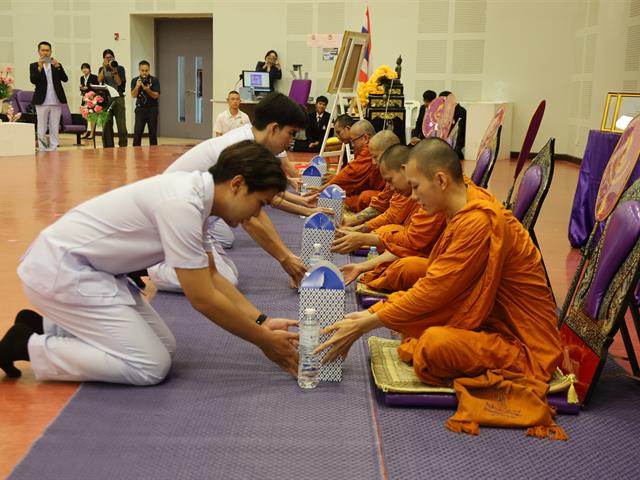 พิธีมอบหมวกและเข็มชั้นปีนิสิตสาขาพยาบาลศาสตร์ ประจำปีการศึกษา 2568