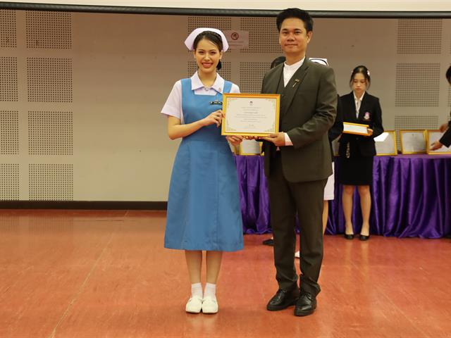 พิธีมอบหมวกและเข็มชั้นปีนิสิตสาขาพยาบาลศาสตร์ ประจำปีการศึกษา 2568
