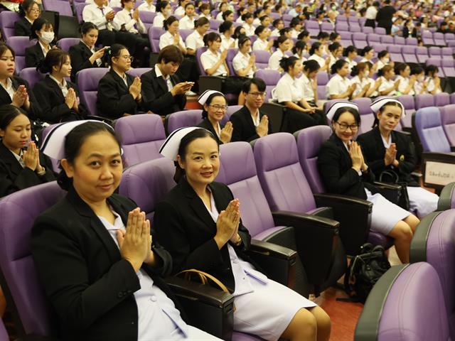 พิธีมอบหมวกและเข็มชั้นปีนิสิตสาขาพยาบาลศาสตร์ ประจำปีการศึกษา 2568