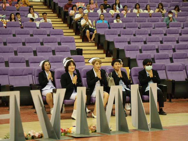 พิธีมอบหมวกและเข็มชั้นปีนิสิตสาขาพยาบาลศาสตร์ ประจำปีการศึกษา 2568