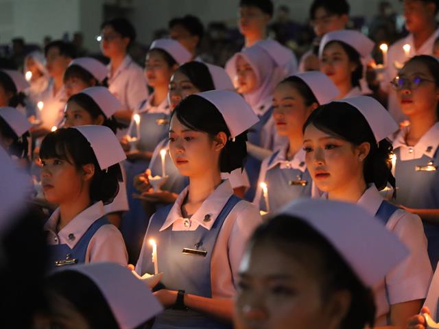 พิธีมอบหมวกและเข็มชั้นปีนิสิตสาขาพยาบาลศาสตร์ ประจำปีการศึกษา 2568