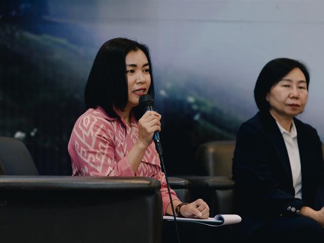 คณะรัฐศาสตร์และสังคมศาสตร์ 