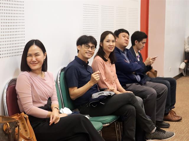 คณะรัฐศาสตร์และสังคมศาสตร์ 