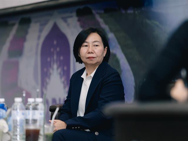 คณะรัฐศาสตร์และสังคมศาสตร์ 