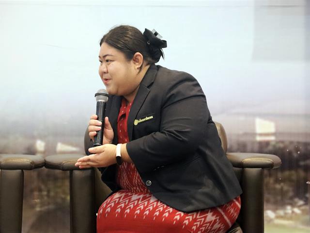 คณะรัฐศาสตร์และสังคมศาสตร์ 