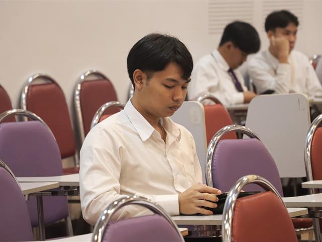 คณะรัฐศาสตร์และสังคมศาสตร์ 