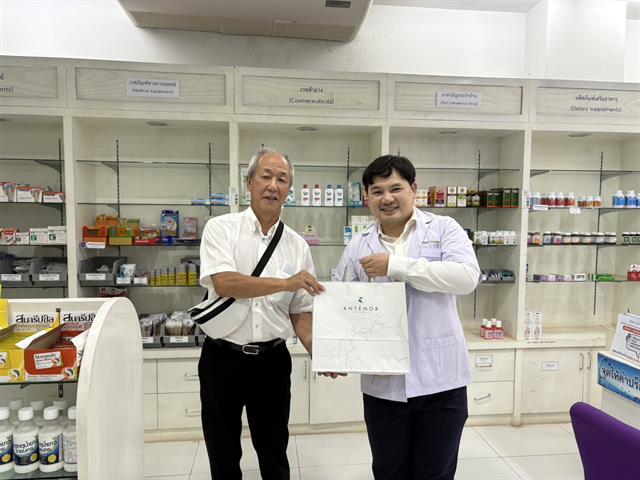 คณะผู้บริหาร Kindai University และบรัษัท Frontier Co., Ltd. เข้าเยี่ยมชมสถานปฏิบัติการเภสัชกรรมชุมชนฯ