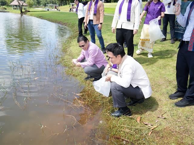 มหาวิทยาลัยพะเยาจัดพิธีสืบชะตากว๊านพะเยา ภายใต้ โครงการพัฒนาพื้นที่สร้างสรรค์เพื่อพัฒนานิสิตโดยใช้ชุมชนเป็นฐาน