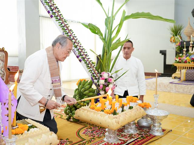 มหาวิทยาลัยพะเยาจัดพิธีสืบชะตากว๊านพะเยา ภายใต้ โครงการพัฒนาพื้นที่สร้างสรรค์เพื่อพัฒนานิสิตโดยใช้ชุมชนเป็นฐาน