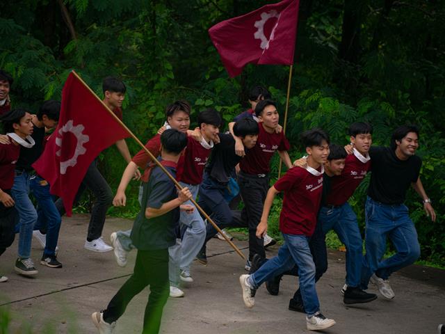 Engineering UP Organizes Senior–Junior Gear Bonding Run Build bonds of connection