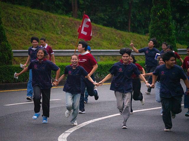 Engineering UP Organizes Senior–Junior Gear Bonding Run Build bonds of connection