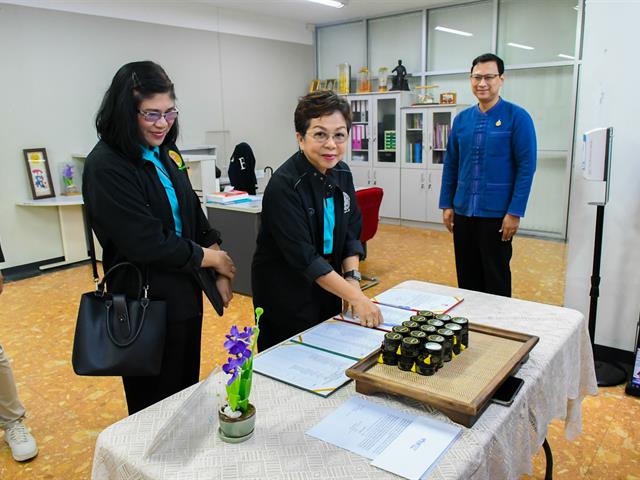 วิทยาลัยการศึกษา ต้อนรับคณะศึกษาดูงานการจัดการศึกษาหลักสูตรควบระดับปริญญาตรี 2 ปริญญา คณะครุศาสตร์ มหาวิทยาลัยราชภัฏราชนครินทร์