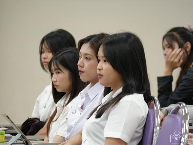 คณะบริหารธุรกิจและนิเทศศาสตร์  