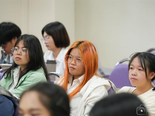 คณะบริหารธุรกิจและนิเทศศาสตร์  