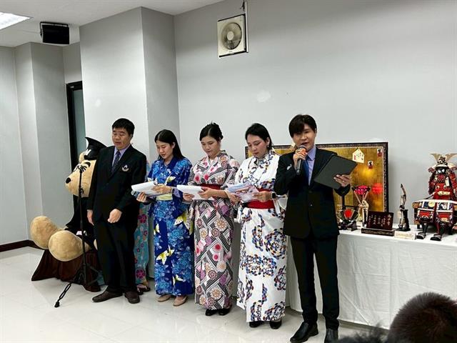 แสดงนิทรรศการผลงานการศึกษาดูงานต่างประเทศ ณ วิทยาเขตเชียงราย 