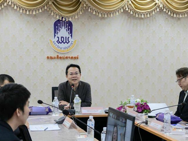 คณะศิลปศาสตร์ มหาวิทยาลัยพะเยา เข้าร่วมรายงานการดำเนินงานพื้นที่การเรียนรู้ Learning Space 2025 สร้างพื้นที่การเรียนรู้เพื่อพัฒนาทักษะการอ่าน การเขียน และความคิดสร้างสรรค์ของเยาวชน