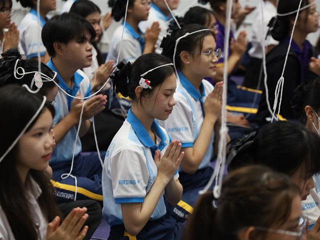 กิจกรรมทำบุญตักบาตรข้าวสารอาหารแห้ง และพิธีทำบุญสืบชะตา เนื่องในวันคล้ายวันสถาปนาคณะพยาบาลศาสตร์ ครบรอบ ๒๒ ปี