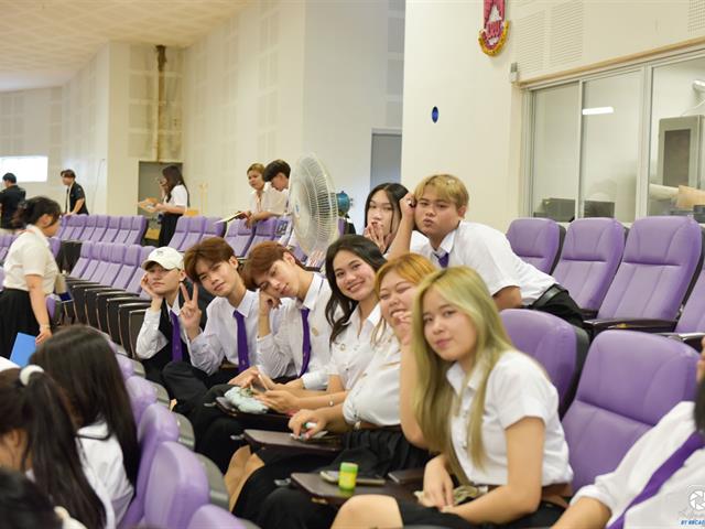 คณะบริหารธุรกิจและนิเทศศาสตร์  