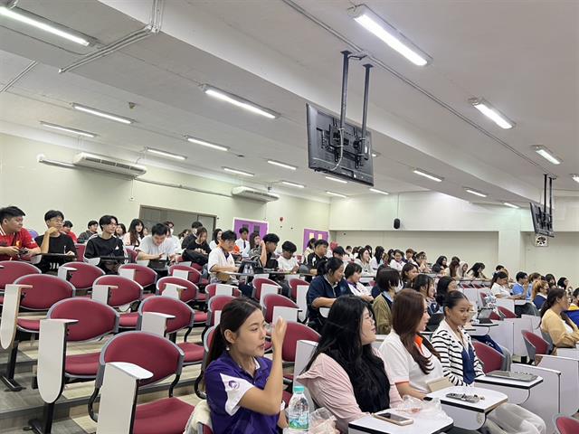คณะบริหารธุรกิจและนิเทศศาสตร์  