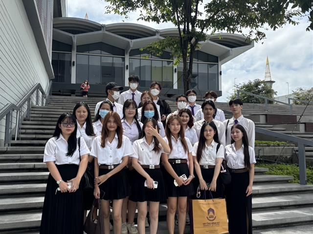 คณะบริหารธุรกิจและนิเทศศาสตร์  
