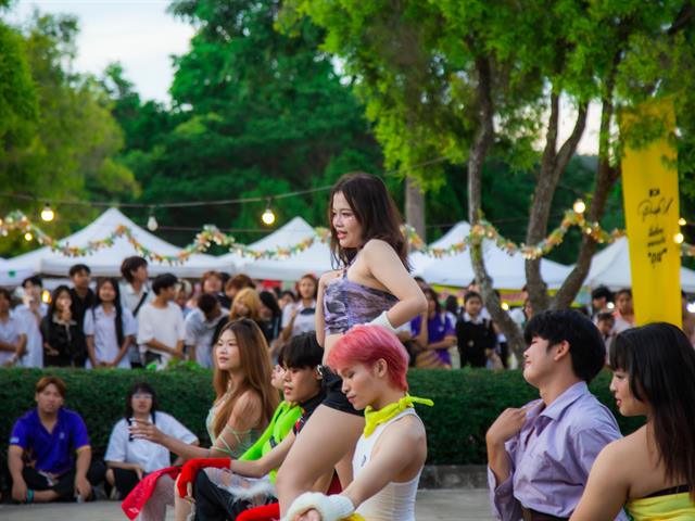 คณะบริหารธุรกิจและนิเทศศาสตร์  