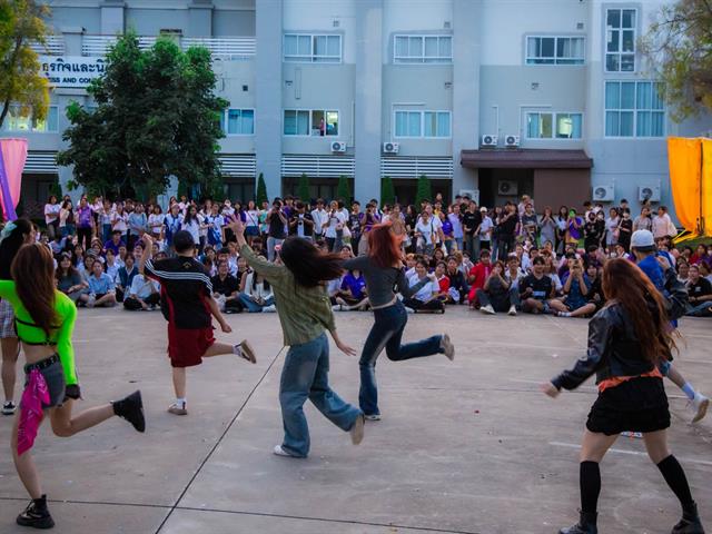 คณะบริหารธุรกิจและนิเทศศาสตร์  