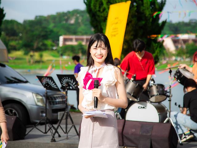 คณะบริหารธุรกิจและนิเทศศาสตร์  