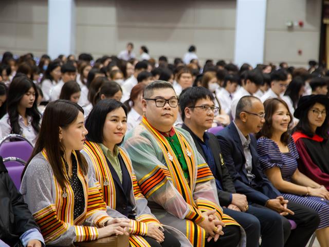 คณะบริหารธุรกิจและนิเทศศาสตร์  