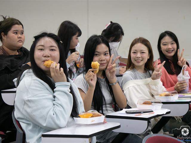 คณะบริหารธุรกิจและนิเทศศาสตร์  