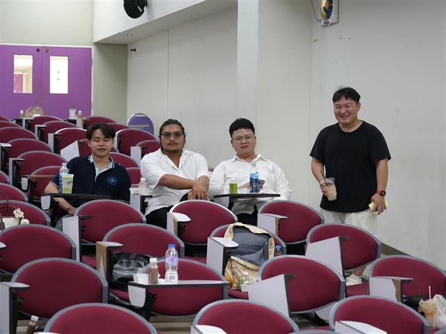 คณะบริหารธุรกิจและนิเทศศาสตร์  