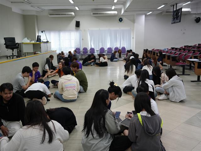 คณะบริหารธุรกิจและนิเทศศาสตร์  