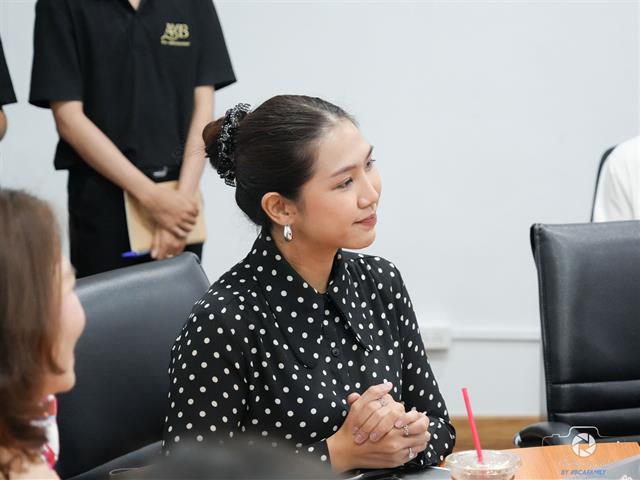 คณะบริหารธุรกิจและนิเทศศาสตร์  
