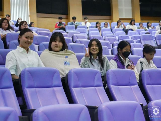 คณะบริหารธุรกิจและนิเทศศาสตร์  