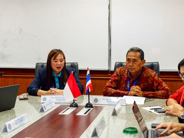 คณะบริหารธุรกิจและนิเทศศาสตร์  