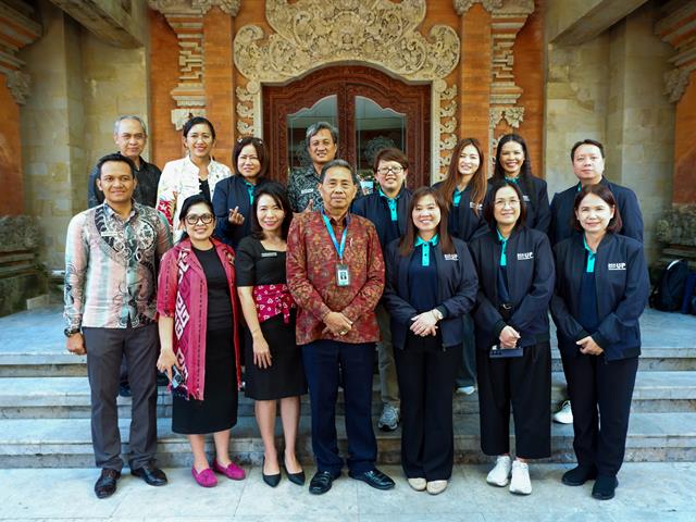 คณะบริหารธุรกิจและนิเทศศาสตร์  