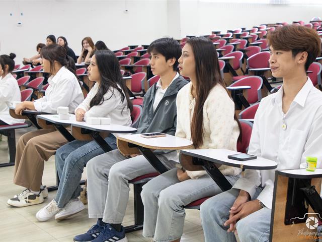 คณะบริหารธุรกิจและนิเทศศาสตร์  