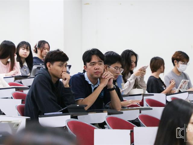 คณะบริหารธุรกิจและนิเทศศาสตร์  