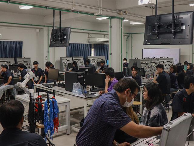 วิศวกรรมเครื่องกล ม.พะเยา จัดอบรม PLC & SCADA ติดอาวุธทักษะดิจิทัลสำหรับนิสิต พร้อมลุยอุตสาหกรรม 4.0
