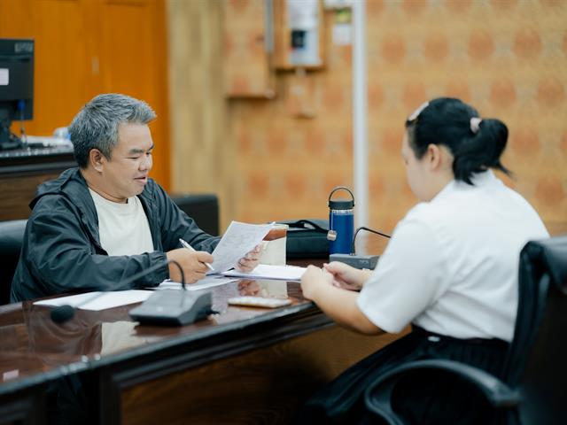 มอบทุนการศึกษา