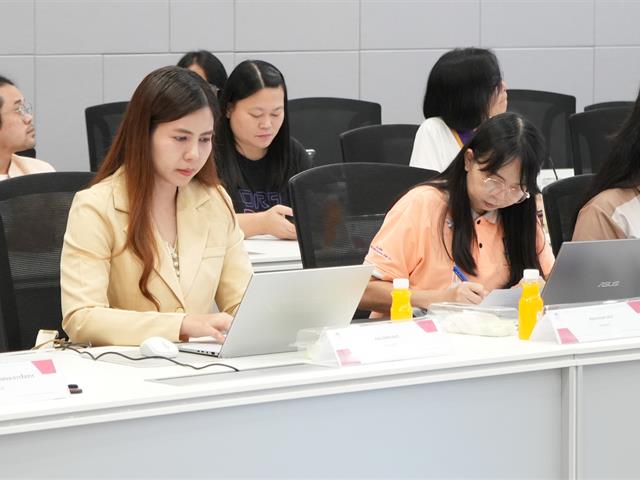 ประชุมคณะกรรมการด้านการสื่อสารองค์กรและงานสารบรรณ 