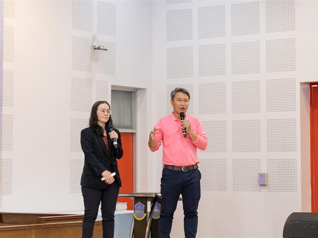 วันที่ 18 กันยายน 2568 กองบริหารงานวิจัย มหาวิทยาลัยพะเยา จัดกิจกรรม Pitching การประกวดรางวัลสนับสนุนพื้นที่การเรียนรู้ (Learning Space for SDGs 2025) 