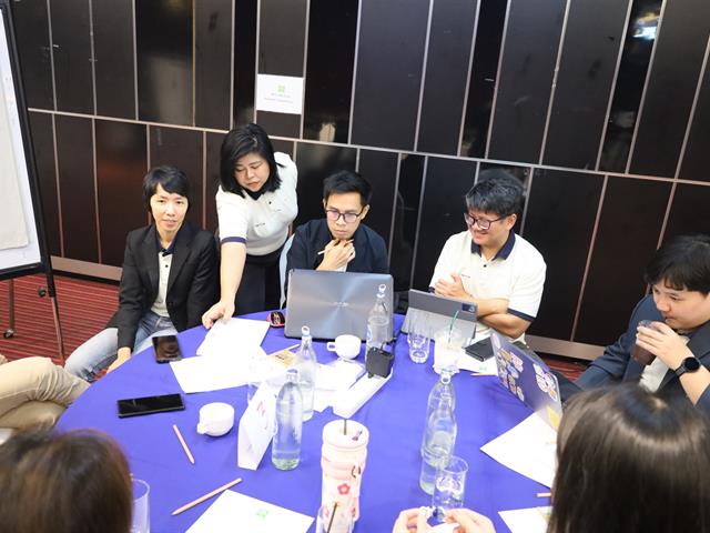 การประชุมเชิงยุทธศาสตร์เพื่อพัฒนาคุณภาพการฝึก ปฏิบัติงานทางวิชาชีพเภสัชศาสตร์อย่างยั่งยืน คณะเภสัชศาสตร์ มหาวิทยาลัยพะเยา