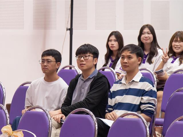 คณะศิลปศาสตร์ให้การต้อนรับบริษัทวิคตอรี ไจแอนท์ เทคโนโลยี (ประเทศไทย) จำกัด