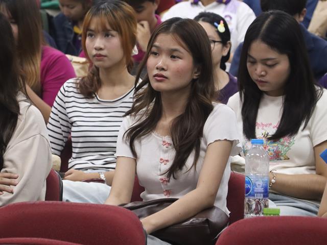 คณะรัฐศาสตร์และสังคมศาสตร์ 